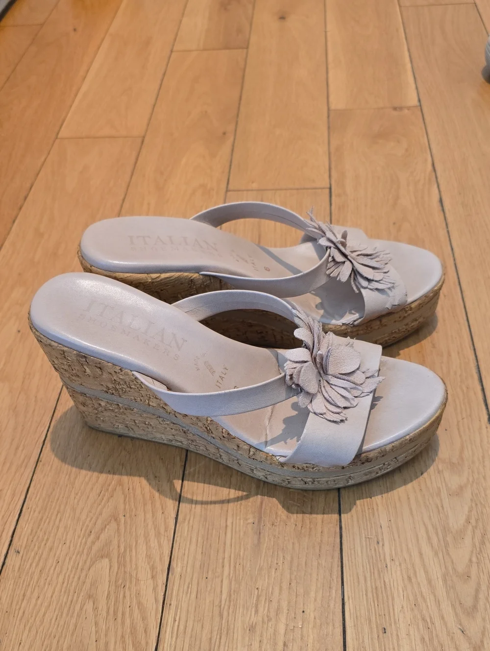 Italian Shoemakers Lavender Gray Floral Cork Wedge Sandals